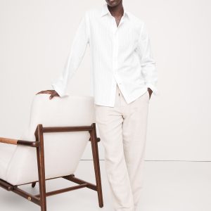 Standard-Fit Lightweight Textured Shirt