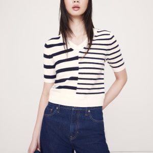 Lightweight Cashmere V-Neck Short-Sleeve Sweater