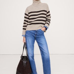 Relaxed Cashmere Turtleneck Sweater