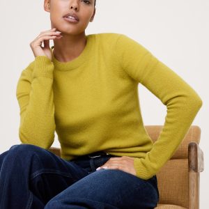Lightweight Cashmere Crew-Neck Sweater